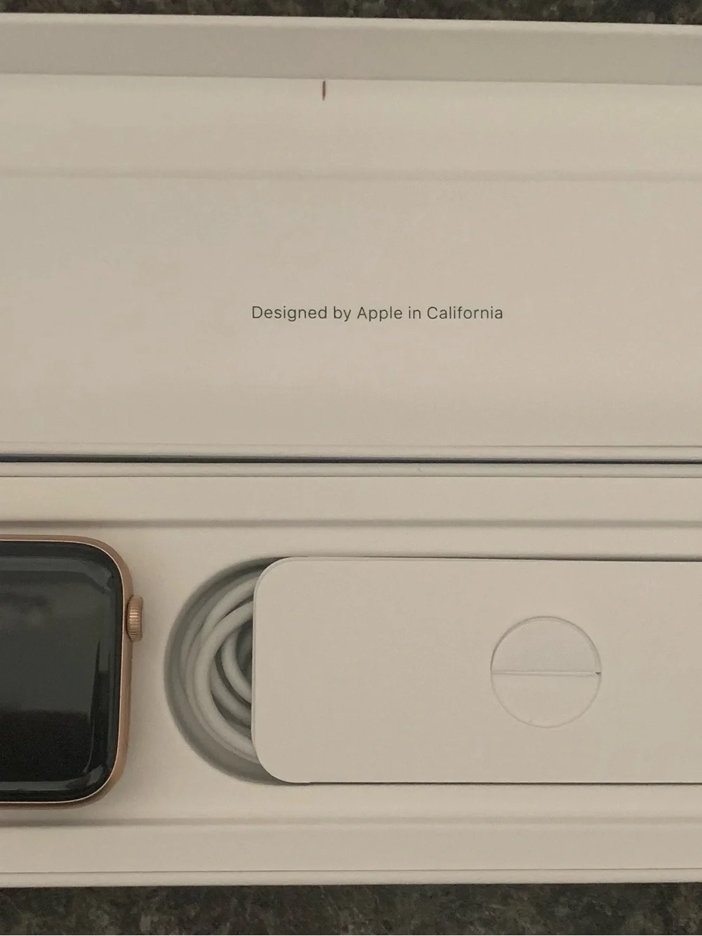 LIKE NEW 🍎 Apple Watch Series 6 Rose Gold Aluminum Extra Bands ⌚️